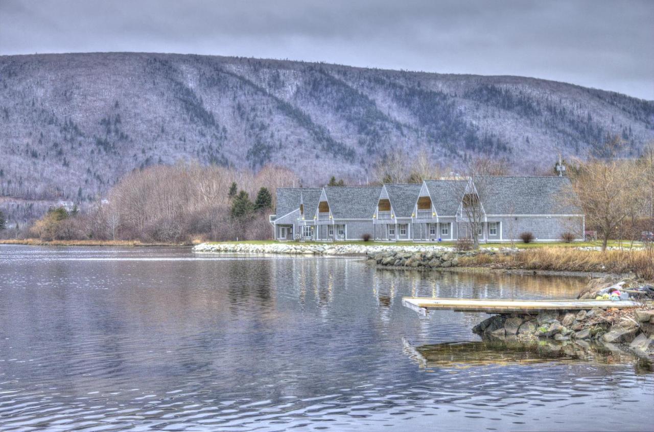 Keltic Quay Cottages & Bayfront Lodge Whycocomagh Exterior foto