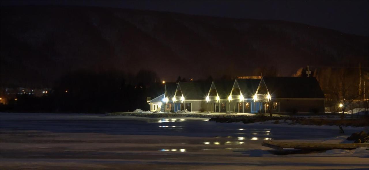 Keltic Quay Cottages & Bayfront Lodge Whycocomagh Exterior foto